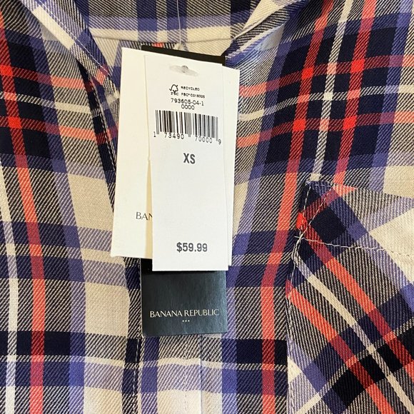 Banana Republic Factory Boyfriend Fit Button Down top - Picture 5 of 7